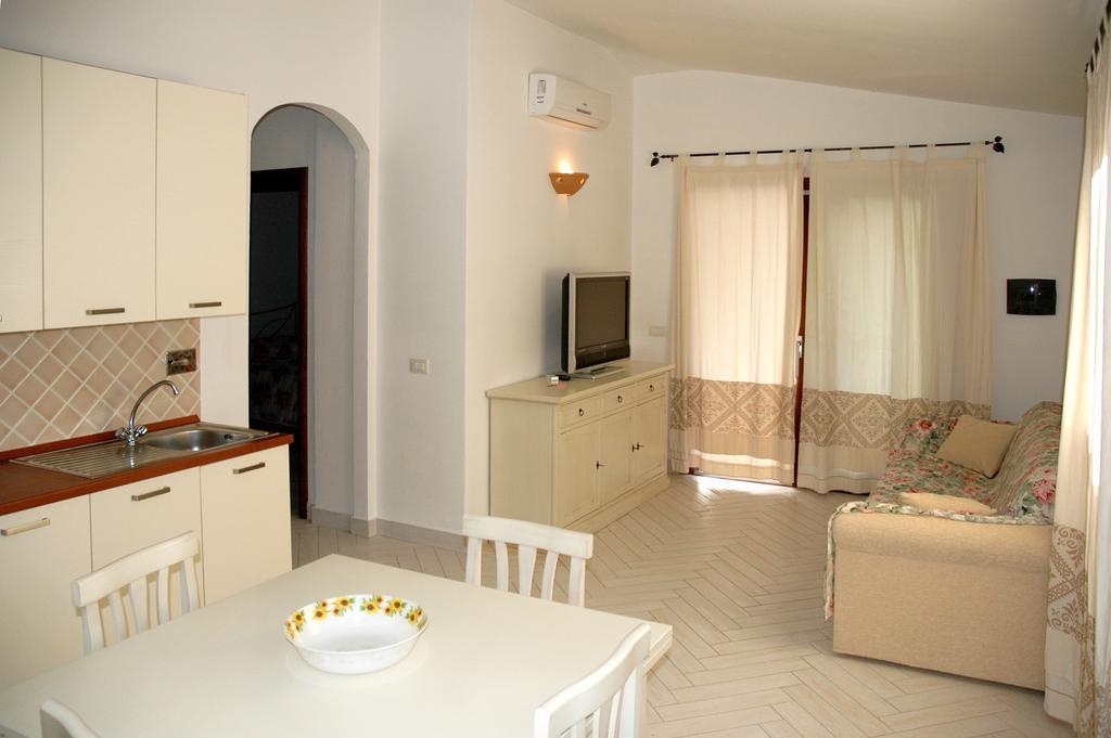 Holiday Homes Stella Marina San Teodoro  Rom bilde